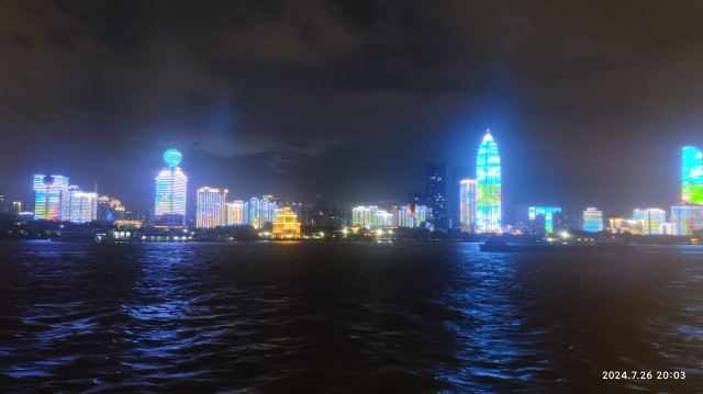 武昌江滩旅行图片 2