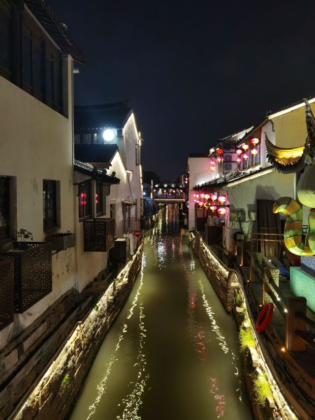 苏州苏州古运河游船(山塘街白居易码头)游玩攻略简介,苏州苏州古运河游船(山塘街白居易码头)门票/地址/图片/开放时间/照片/门票价格【携程攻略】