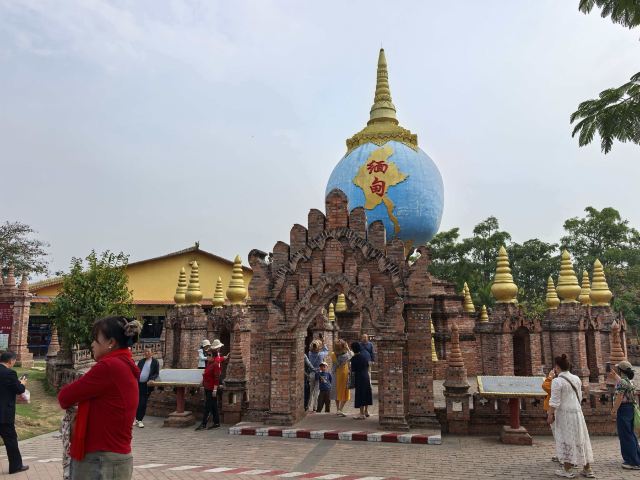 一寨两国旅行图片 2