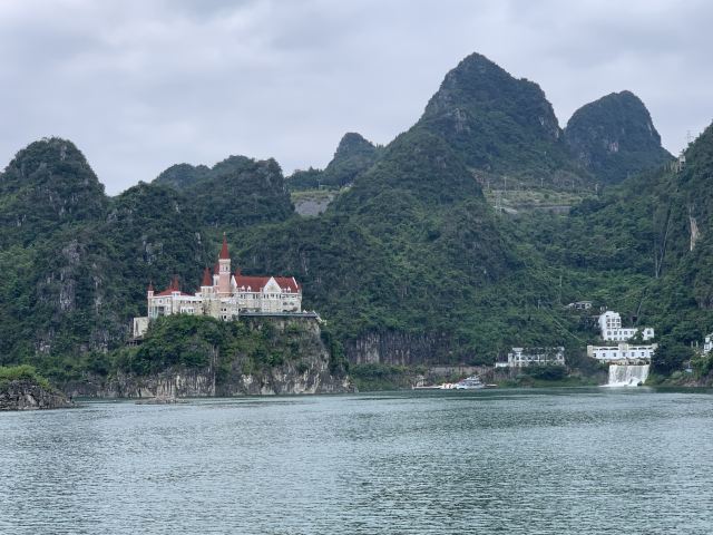 万峰湖红椿船舶旅游乘船区旅行图片 2