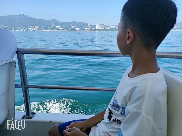 大连百年纪念城雕-天祥号观光游轮旅行图片 2