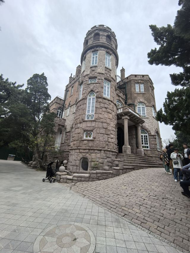 青岛公主楼游玩攻略简介,青岛公主楼门票/地址/图片/开放时间/照片/门票价格【携程攻略】