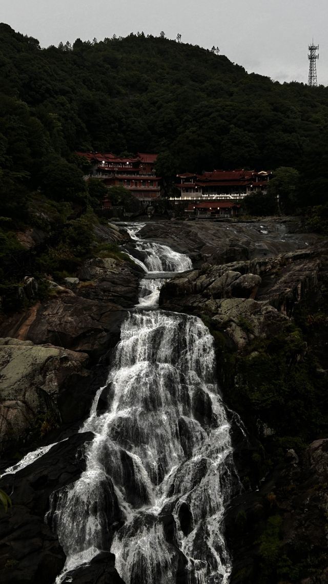 九鲤湖风景区旅行图片 1