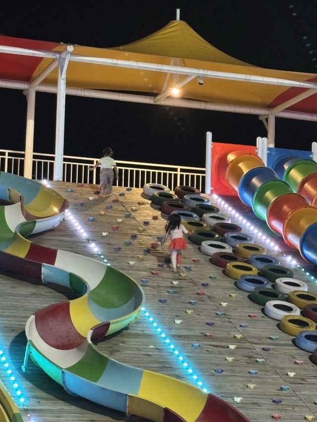 金山城市沙滩旅行图片 1