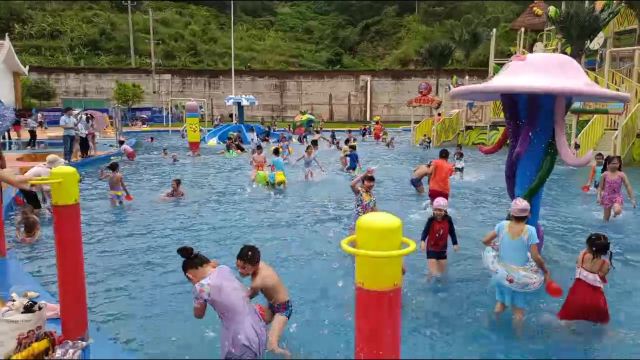 梦幻布透主题乐园旅行图片 1