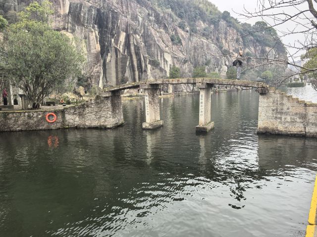 绍兴东湖风景区旅行图片 3
