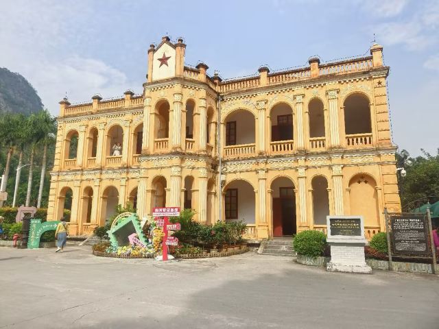 友谊关景区旅行图片 1