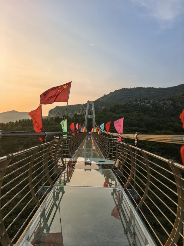 青铜山大峡谷旅行图片 1