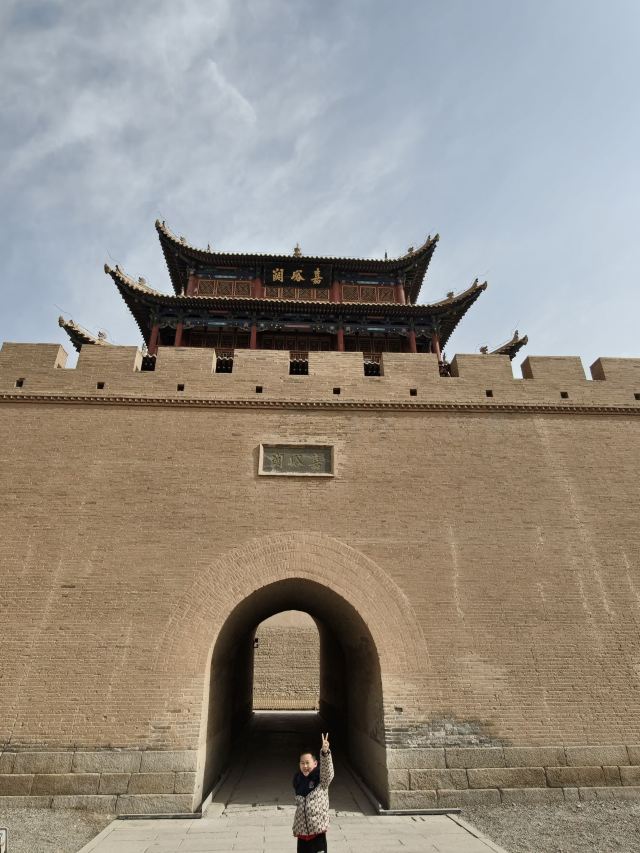 嘉峪关白鹿仓(关城里)十二生肖广场旅行图片 1