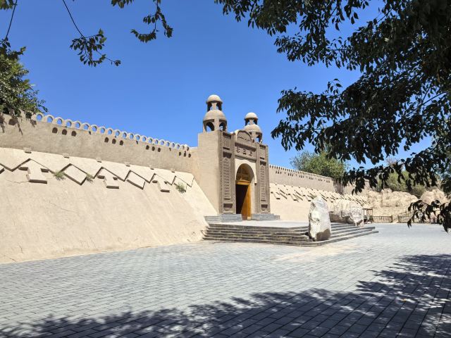 吐鲁番郡王府旅行图片 4