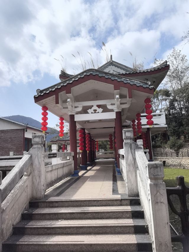九鲤湖风景区旅行图片 1