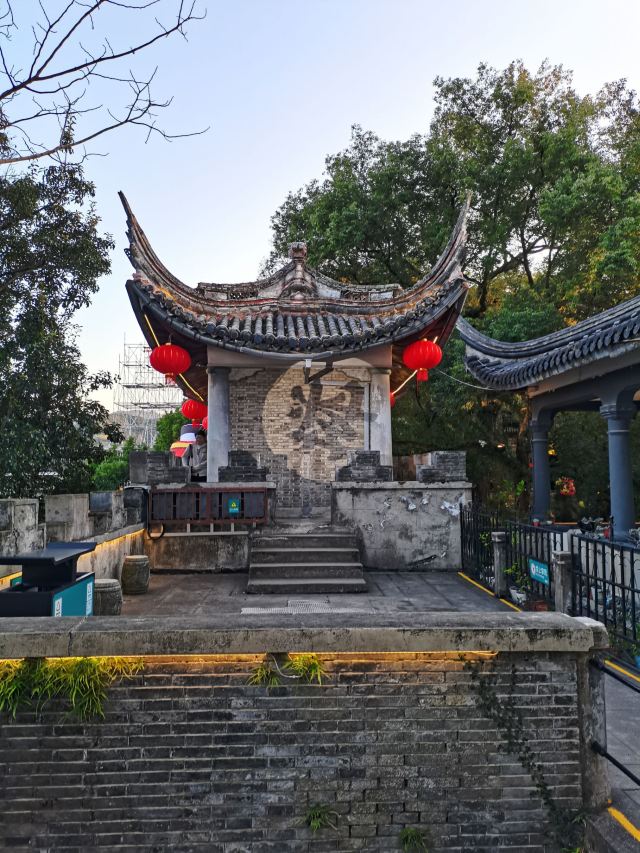 人间弥勒旅行图片 1
