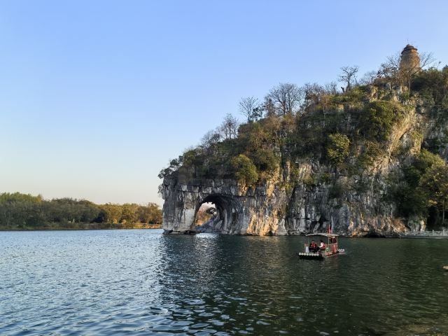 象鼻山景区旅行图片 3