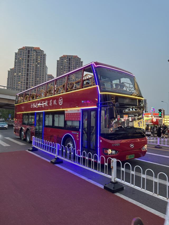 双层敞篷观光巴士天津之眼始发站旅行图片 2