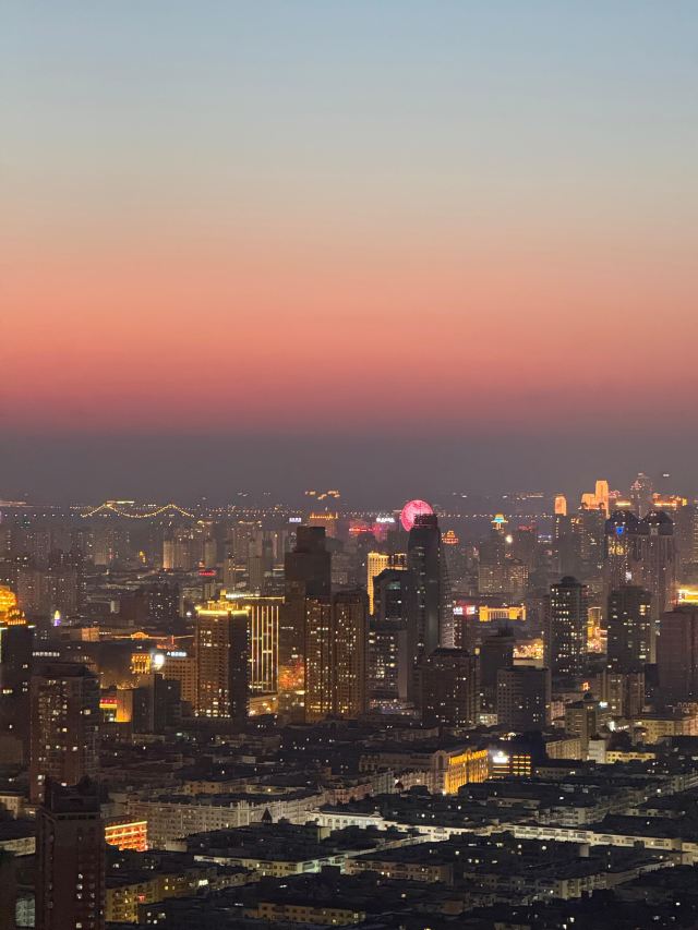 龙塔旅行图片 1