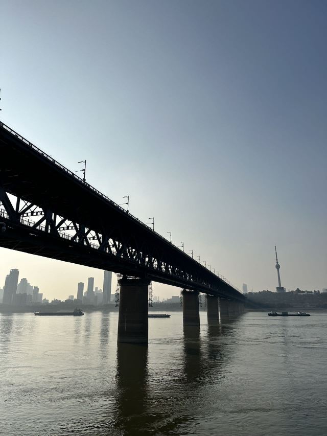 武汉观光游船(中华路1号码头)旅行图片 1