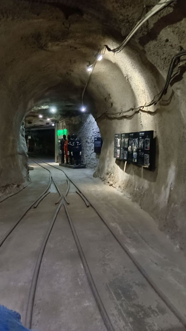 晋华宫国家矿山公园旅行图片 2