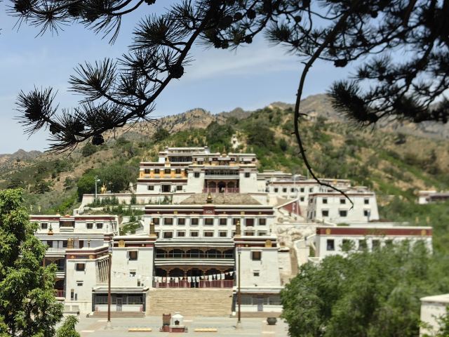 包头五当召游玩攻略简介,包头五当召门票/地址/图片/开放时间/照片/门票价格【携程攻略】