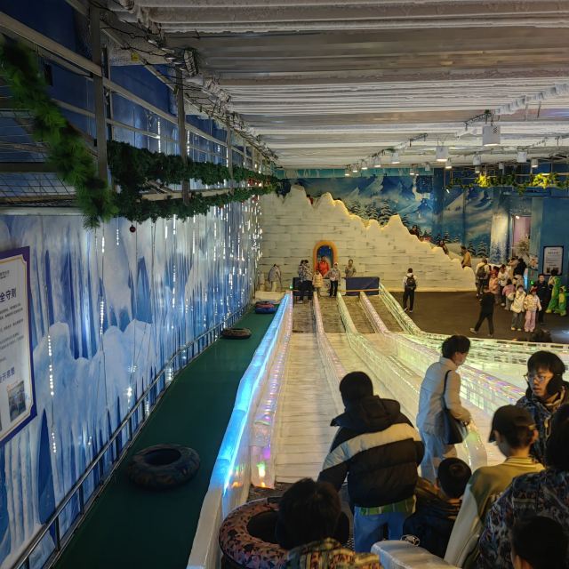 新密郑州银基冰雪世界游玩攻略简介,新密郑州银基冰雪世界门票/地址/图片/开放时间/照片/门票价格【携程攻略】