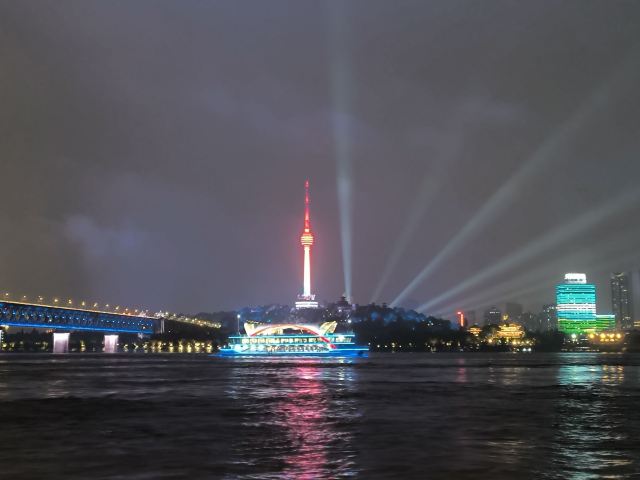 武汉观光游船(中华路1号码头)旅行图片 6