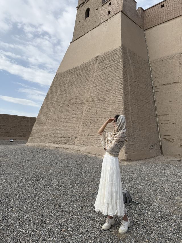 嘉峪关白鹿仓(关城里)十二生肖广场旅行图片 1