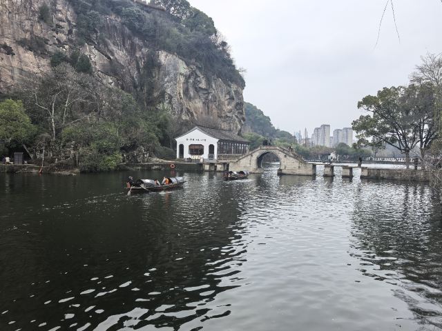绍兴东湖风景区旅行图片 1