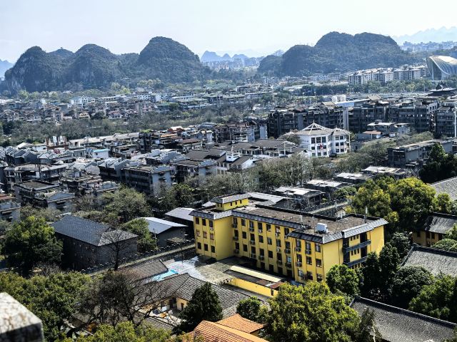 独秀峰·王城景区旅行图片 1