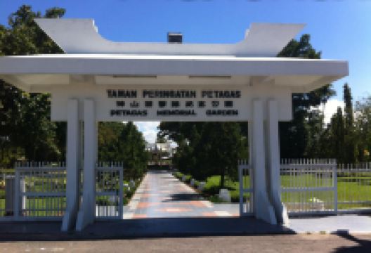 必打卡士战争烈士纪念碑景点图片