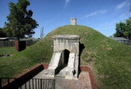 Camp Parapet Monument景点图片
