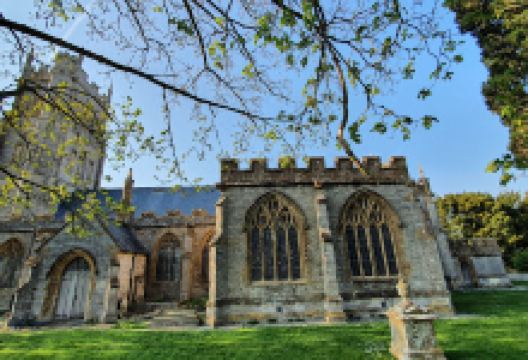 The Hanging Chapel景点图片