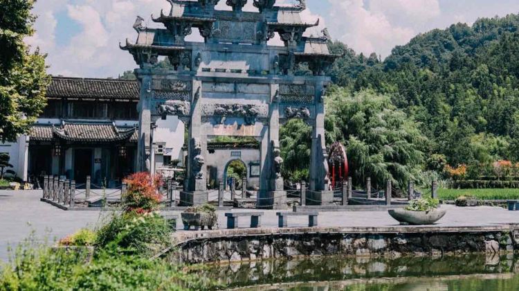 5-Day 5-day 4-night · Private Tour · Huangshan Scenic Area + Hongcun Village + Xidi + Wuyuan Huangling