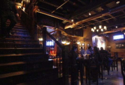 17th Street Entertainment District景点图片