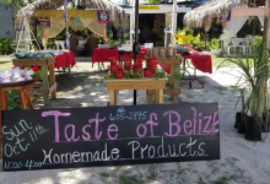 Black & White Cultural Entertainment Center景点图片