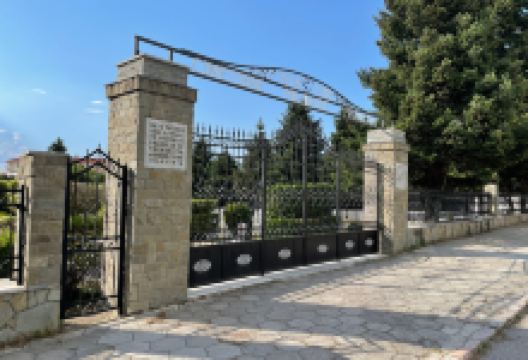 French Military Cemetery景点图片