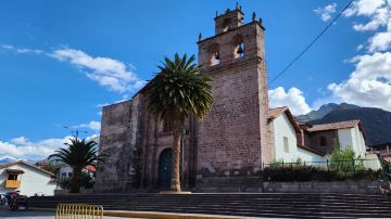 Iglesia de Urubamba