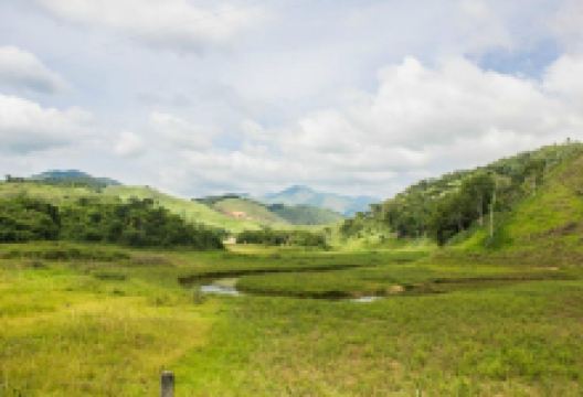 拉日斯河水库景点图片