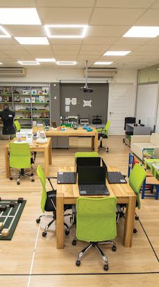 Békés Megyei Könyvtár-贝凯什乔包