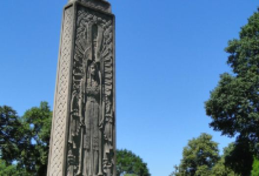 Forest Home Cemetery景点图片