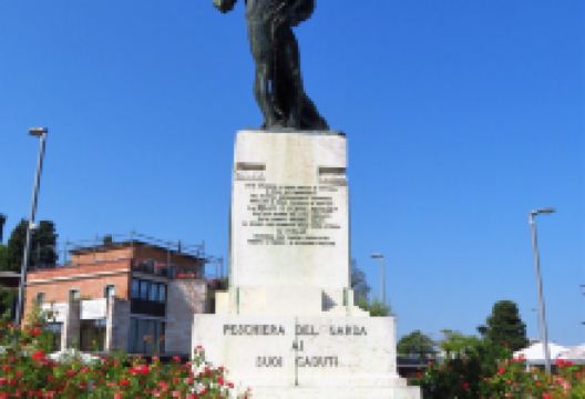 Monumento ai Caduti di Tutte le Guerre景点图片