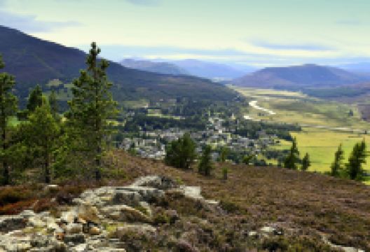 Creag Choinnich景点图片