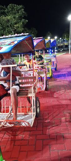 Square Meeting of the Waters-Carapina