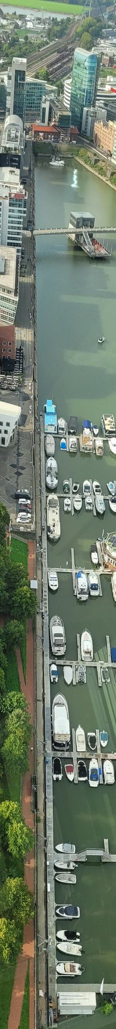 莱茵塔-杜塞尔多夫