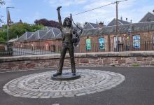 Bon Scott Statue景点图片