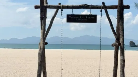 丹絨魯海灘