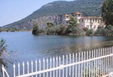 Kaiafas Lake景点图片
