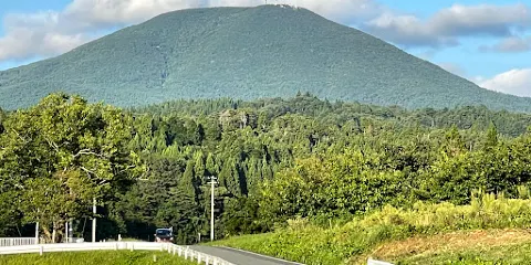 室根山