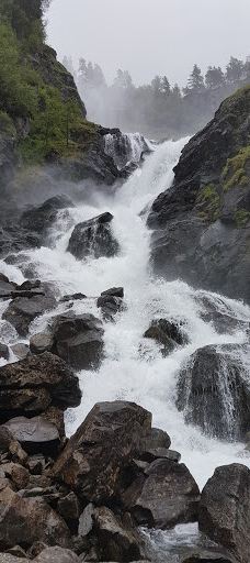 Tjørnadalsfossen-奥达