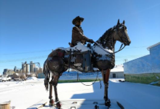 Boss Cowman Square景点图片