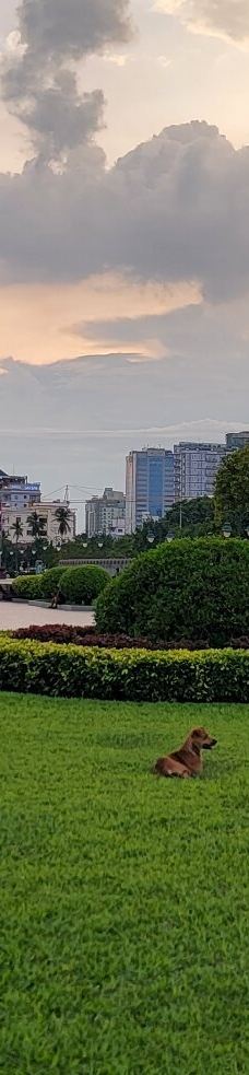 西哈努克铜像纪念堂-金边