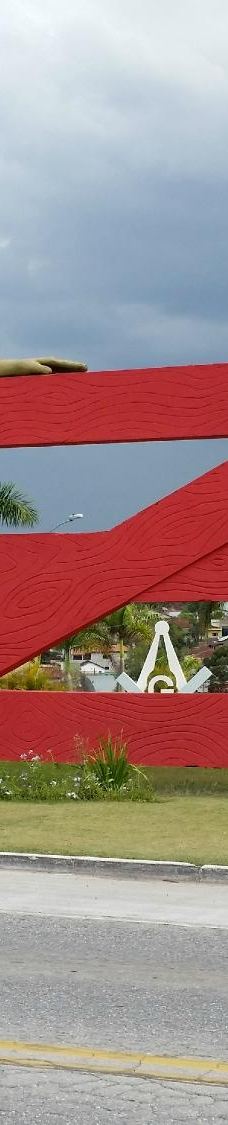 Boy Monument Porteira-Ouro Fino